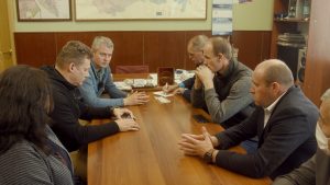 Власти открывают промысел лососей на реке Камчатка, но усилят борьбу с браконьерами