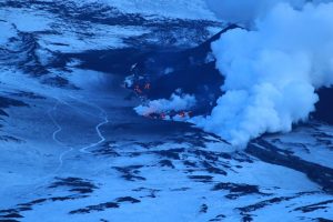 Грязевой поток от вулкана опасности для Камчатки не представляет