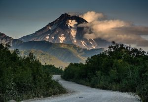 Три вулкана на Камчатке: курорт вместо природного парка