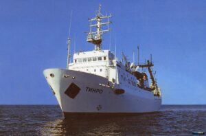 Российские ученые досрочно вышли из международной экспедиции по лососю