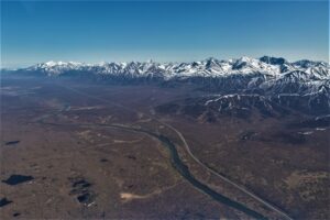 На дорогу к частному парку &laquo;Три вулкана&raquo; потратят миллиарды из бюджета