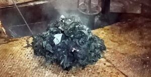 Нечистоты Вилючинска загрязняют бухту Крашенинникова на Камчатке