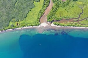 На Камчатке изменят турмаршруты, чтобы не беспокоить лососей