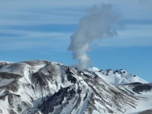 На камчатском вулкане Шивелуч возник купол из вязкой лавы