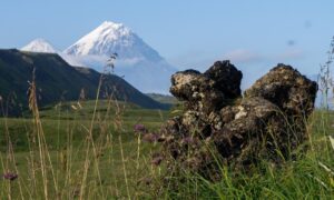 На Камчатке открыли турмаршрут после снижения активности вулкана