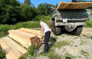 На Камчатке благоустраивают туристический маршрут &laquo;Голубые озера&raquo;