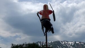 Морской мусор обретает на Камчатке вторую жизнь в виде декораций