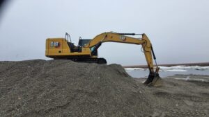 Назначен штраф за незаконную добычу гравия у реки Коль на Камчатке