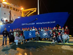 Камчатка: ученые ищут зоны экологического риска и тайны морских звезд